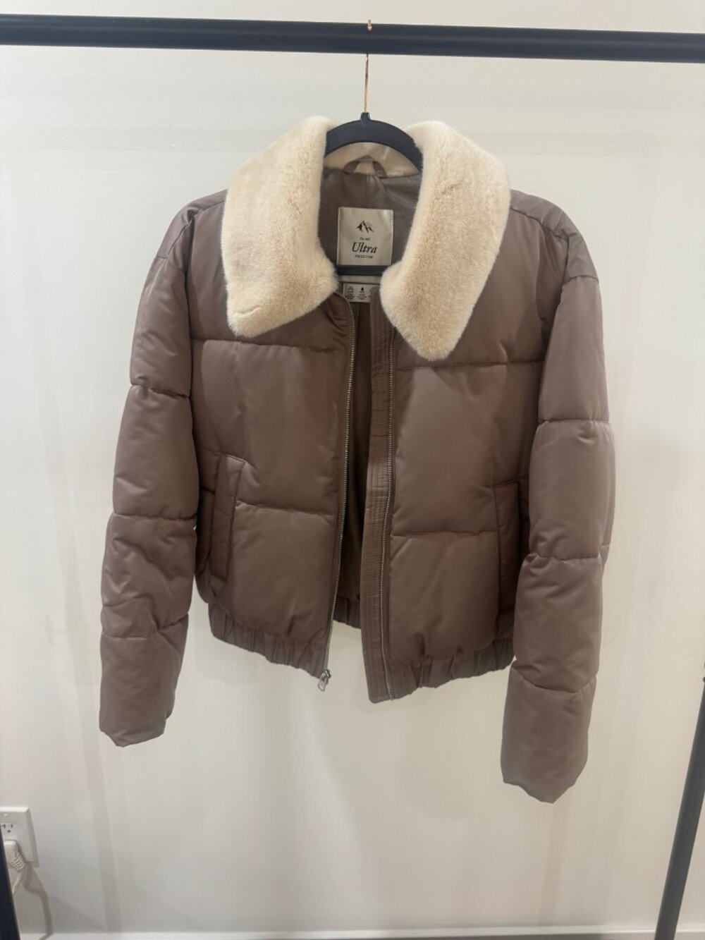 Abercrombie & Fitch Ultra Collection Puffer Jacket Faux Fur Collar Taupe S